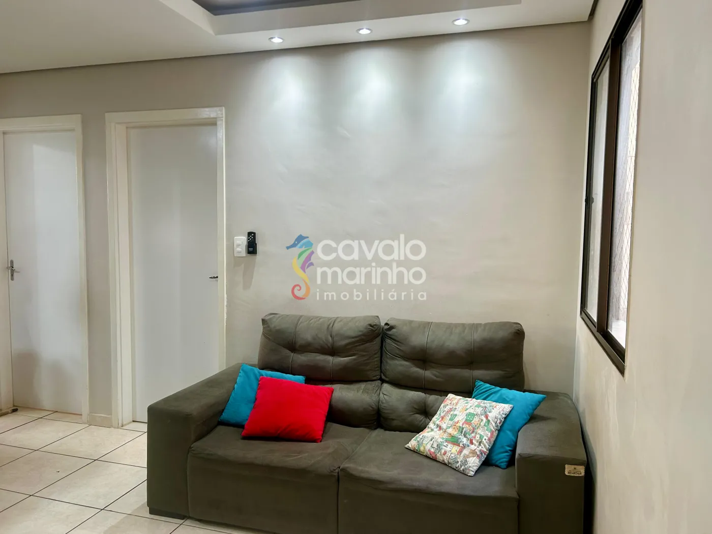 Comprar Apartamento / Padr&atilde;o em Ribeir&atilde;o Preto R$ 210.000,00 - Foto 3