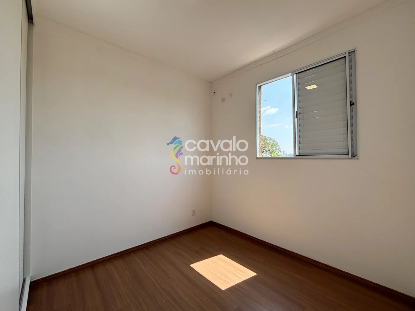 Comprar Apartamento / Padr&atilde;o em Ribeir&atilde;o Preto R$ 235.000,00 - Foto 4