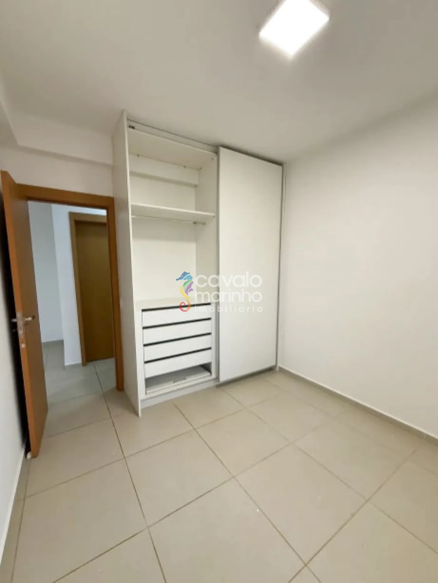 Alugar Apartamento / Padr&atilde;o em Ribeir&atilde;o Preto R$ 2.950,00 - Foto 10
