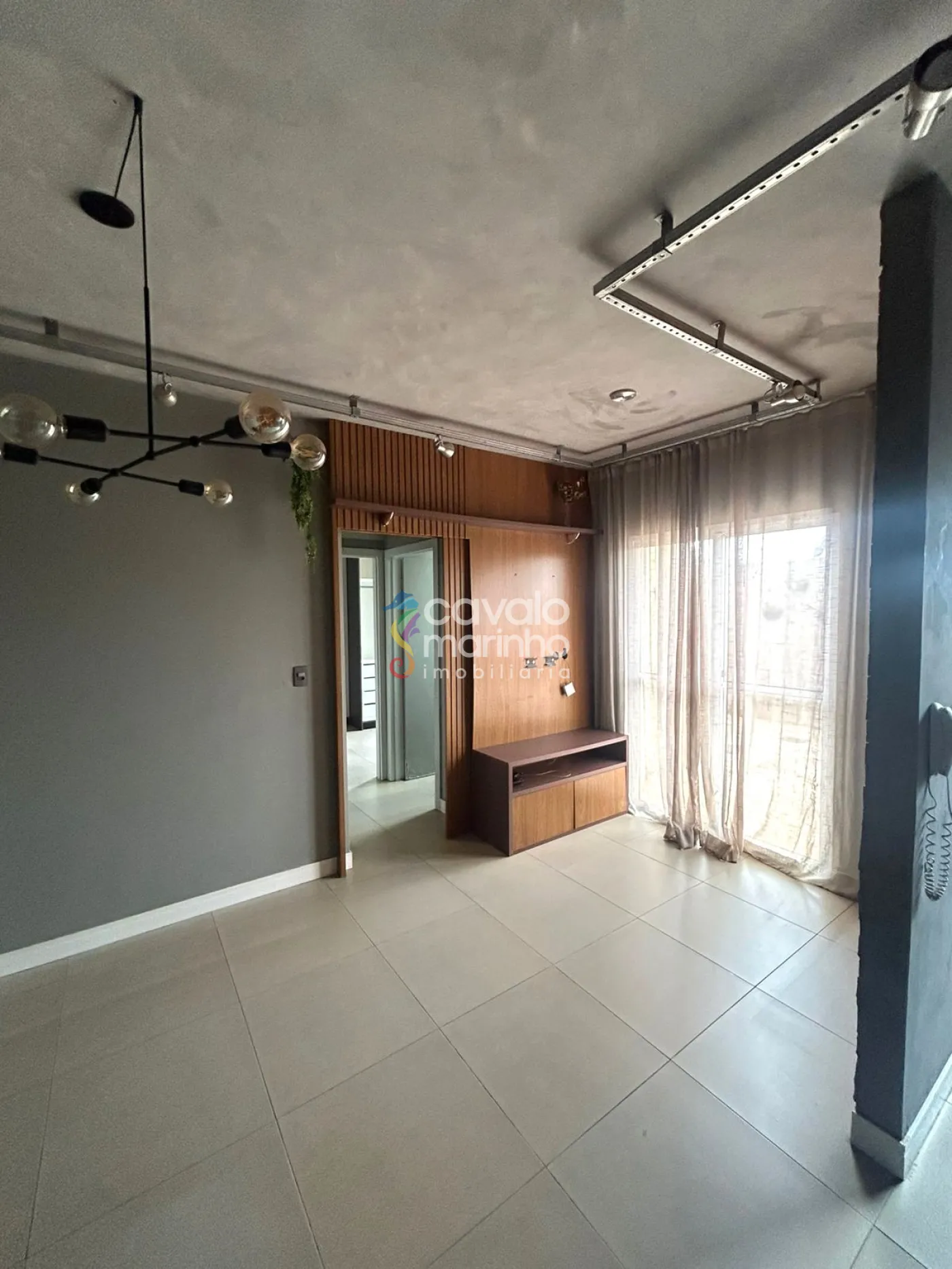 Alugar Apartamento / Padr&atilde;o em Ribeir&atilde;o Preto R$ 1.450,00 - Foto 2