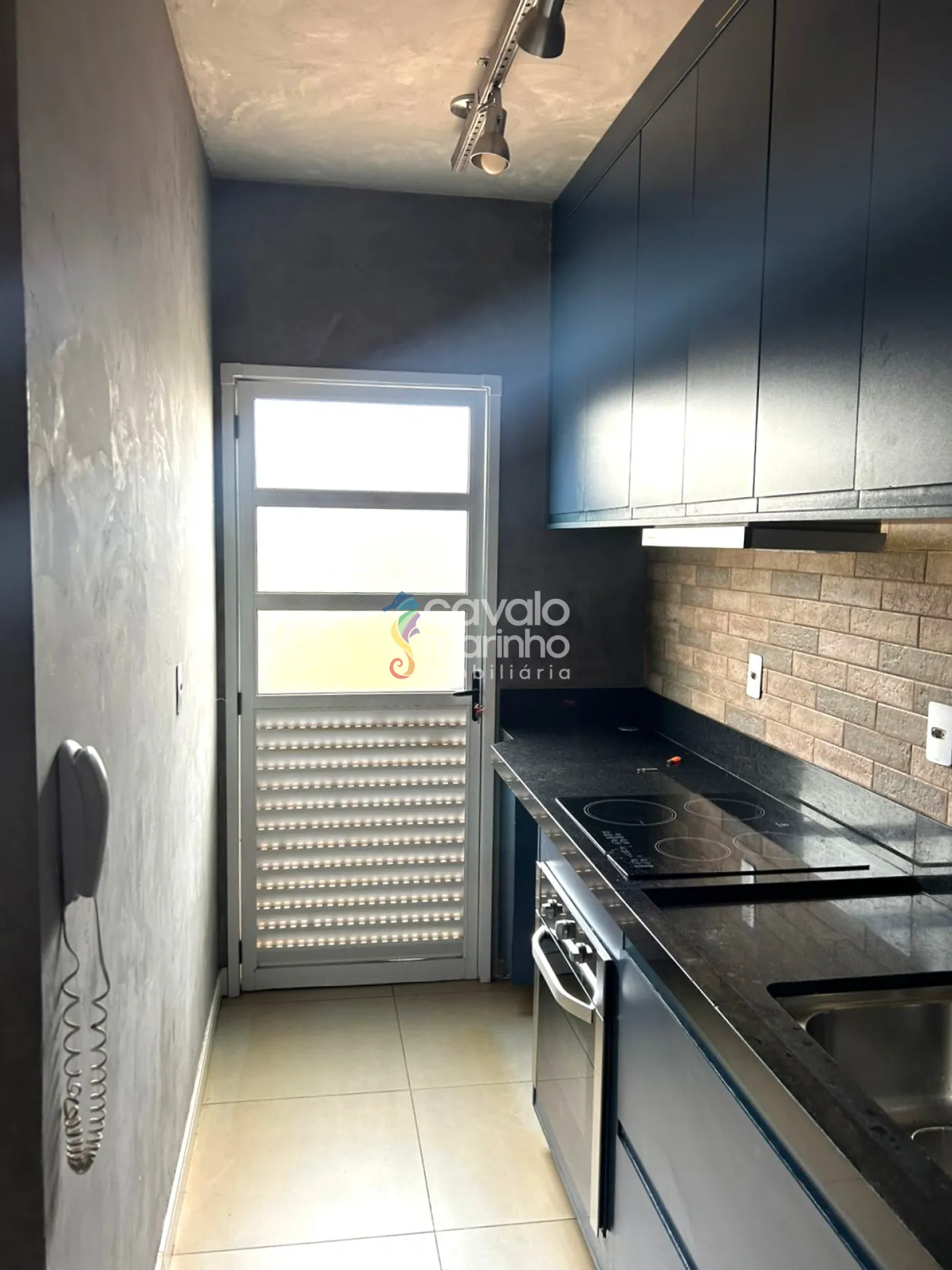 Alugar Apartamento / Padr&atilde;o em Ribeir&atilde;o Preto R$ 1.450,00 - Foto 5