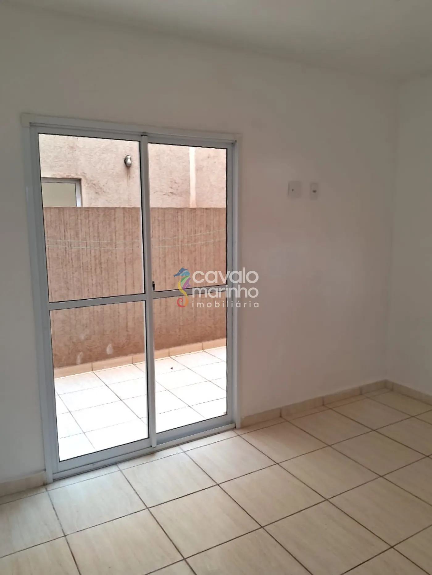 Alugar Apartamento / Padr&atilde;o em Ribeir&atilde;o Preto R$ 1.300,00 - Foto 2