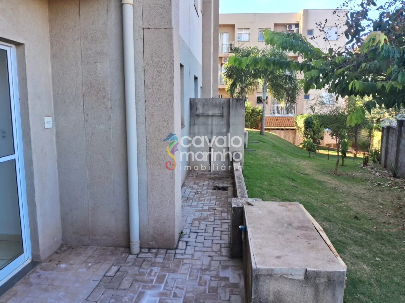 Alugar Apartamento / Padr&atilde;o em Ribeir&atilde;o Preto R$ 1.300,00 - Foto 3