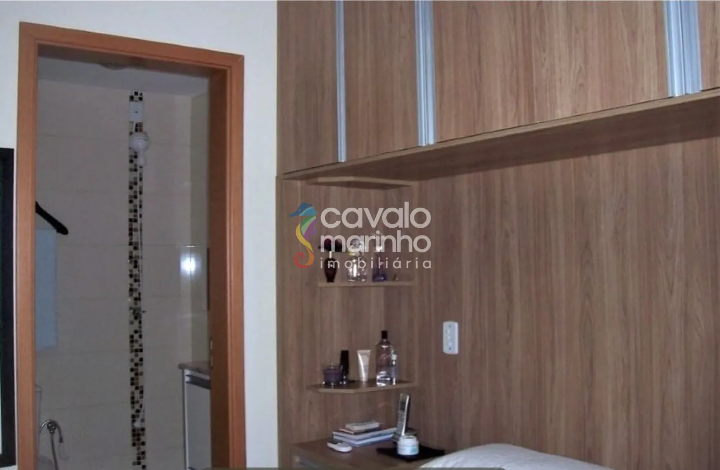Alugar Apartamento / Padr&atilde;o em Ribeir&atilde;o Preto R$ 1.800,00 - Foto 4