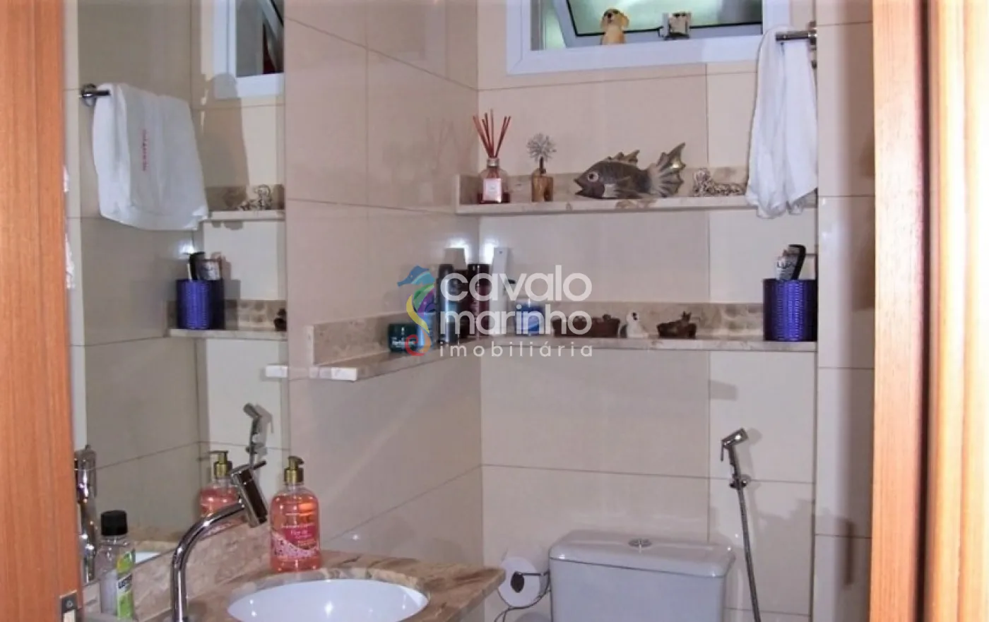 Alugar Apartamento / Padr&atilde;o em Ribeir&atilde;o Preto R$ 1.800,00 - Foto 5