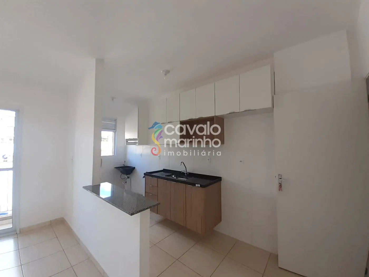 Alugar Apartamento / Padr&atilde;o em Ribeir&atilde;o Preto R$ 900,00 - Foto 5