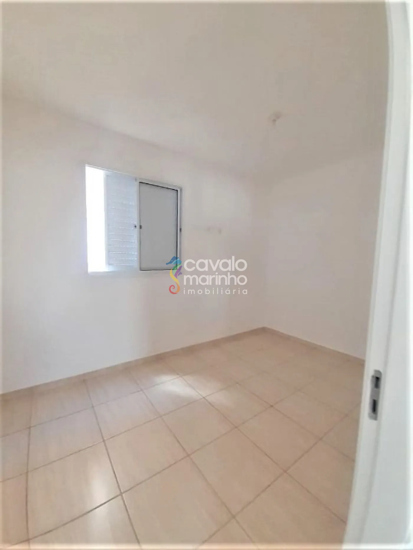 Alugar Apartamento / Padr&atilde;o em Ribeir&atilde;o Preto R$ 1.300,00 - Foto 4