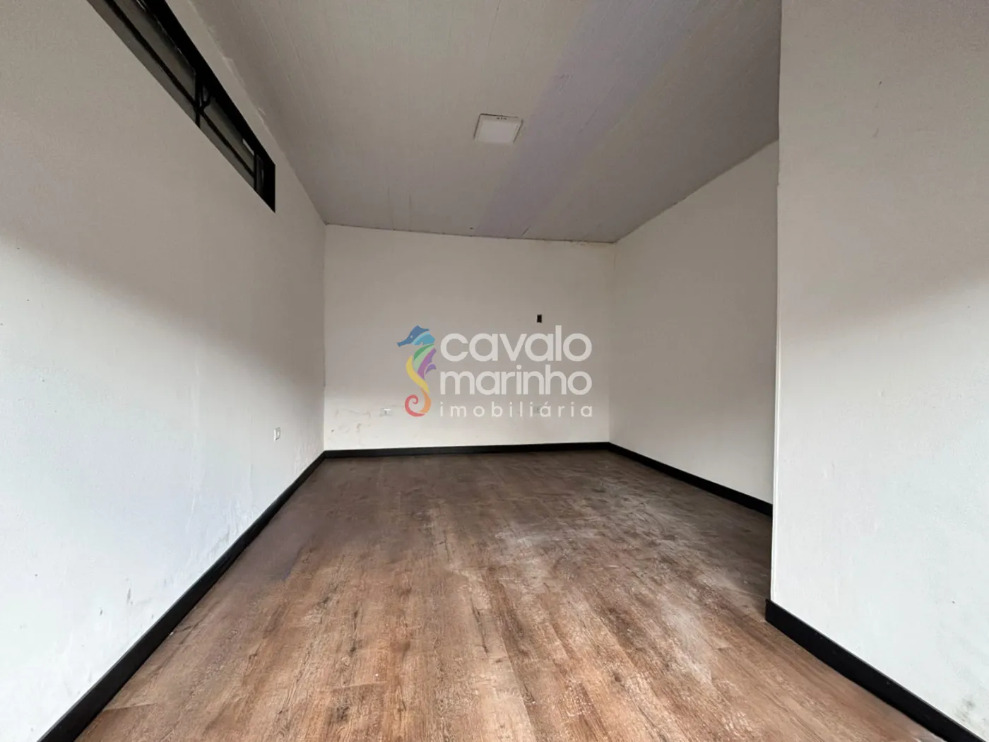 Alugar Comercial / Ponto Comercial em Ribeir&atilde;o Preto R$ 900,00 - Foto 4