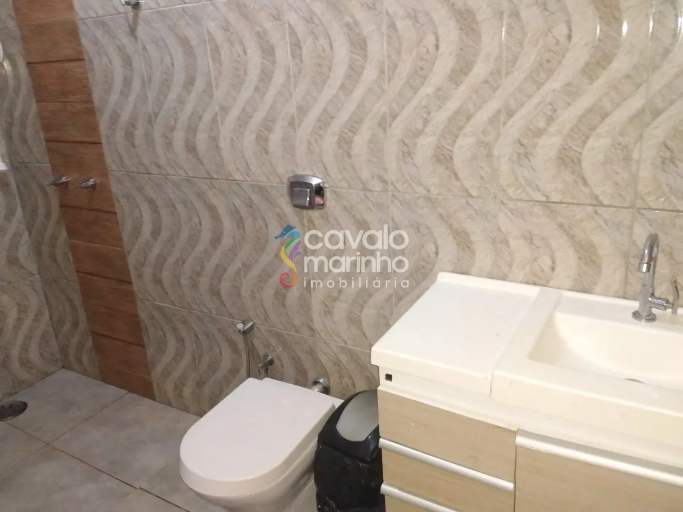 Comprar Casa / Casa em Ribeir&atilde;o Preto R$ 380.000,00 - Foto 4