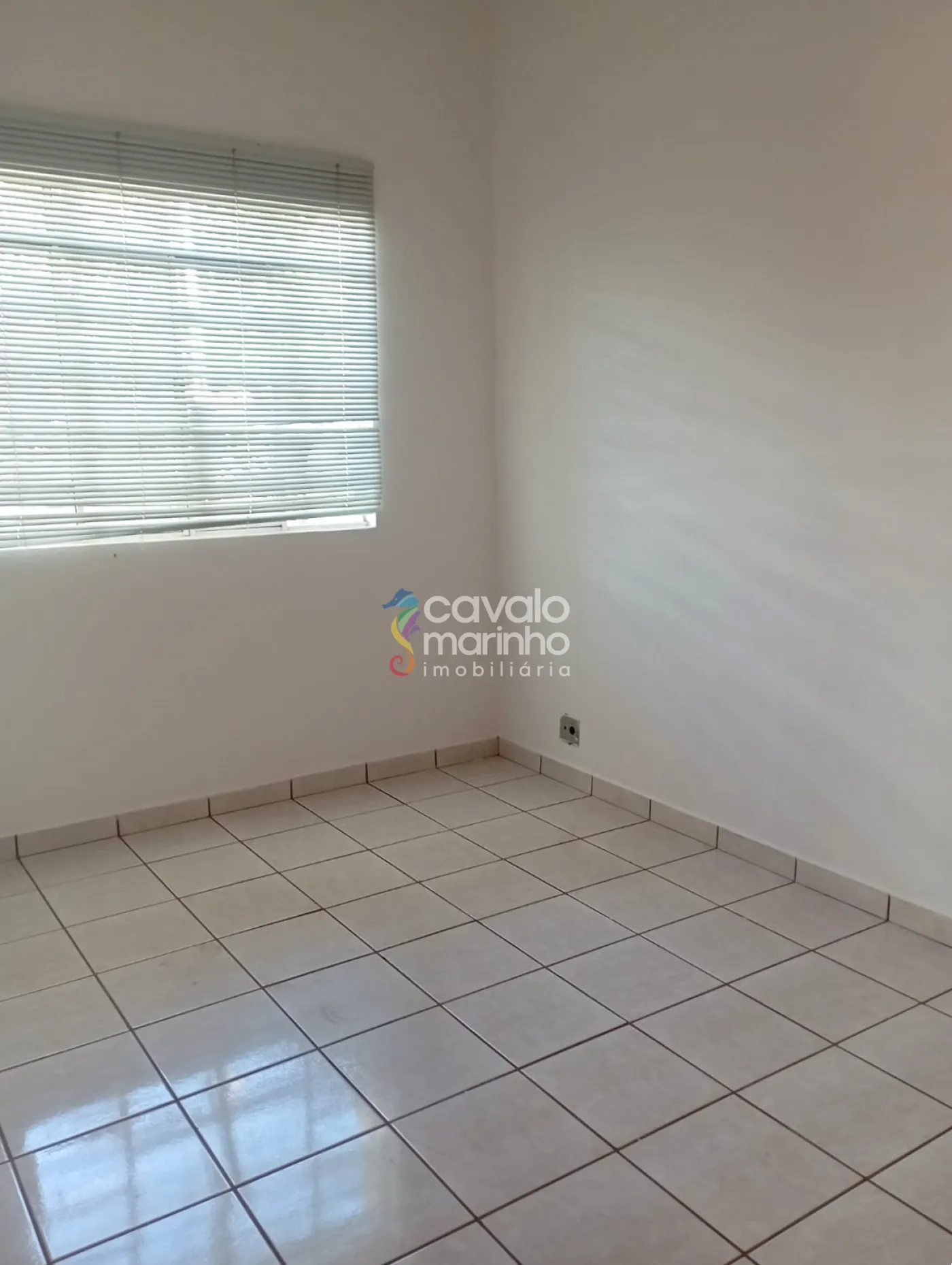 Alugar Comercial / Ponto Comercial em Ribeir&atilde;o Preto R$ 2.000,00 - Foto 3