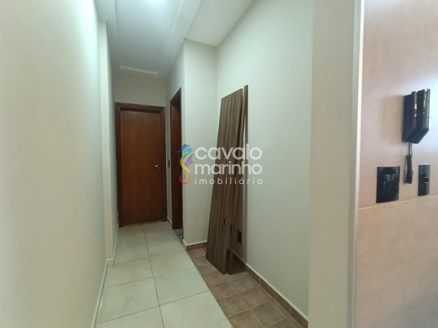 Alugar Apartamento / Padr&atilde;o em Ribeir&atilde;o Preto R$ 2.100,00 - Foto 4