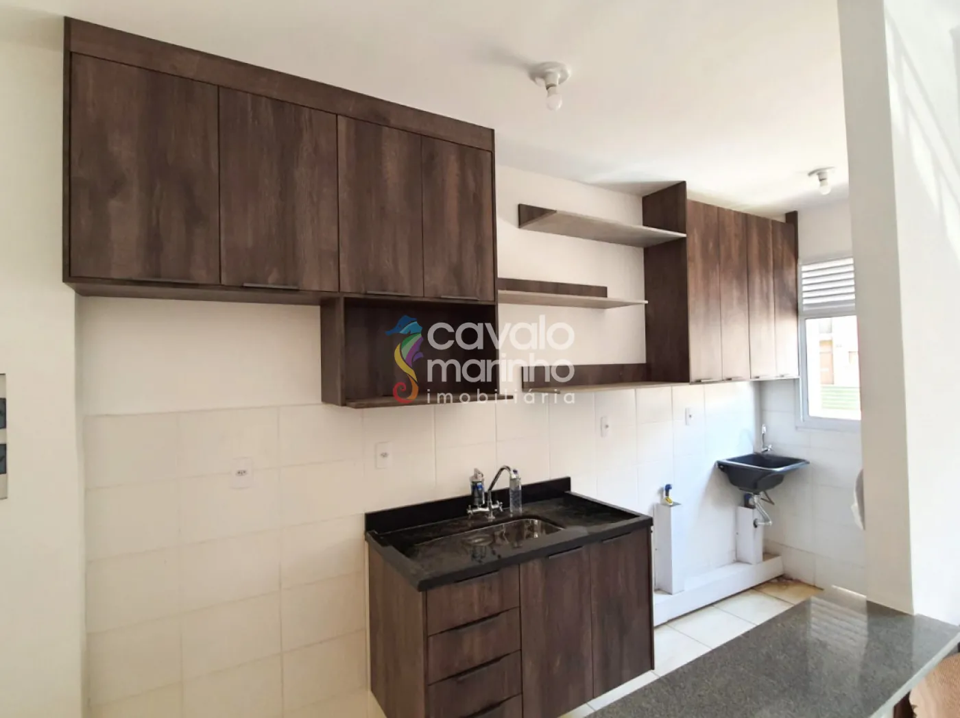 Alugar Apartamento / Padr&atilde;o em Ribeir&atilde;o Preto R$ 1.100,00 - Foto 5