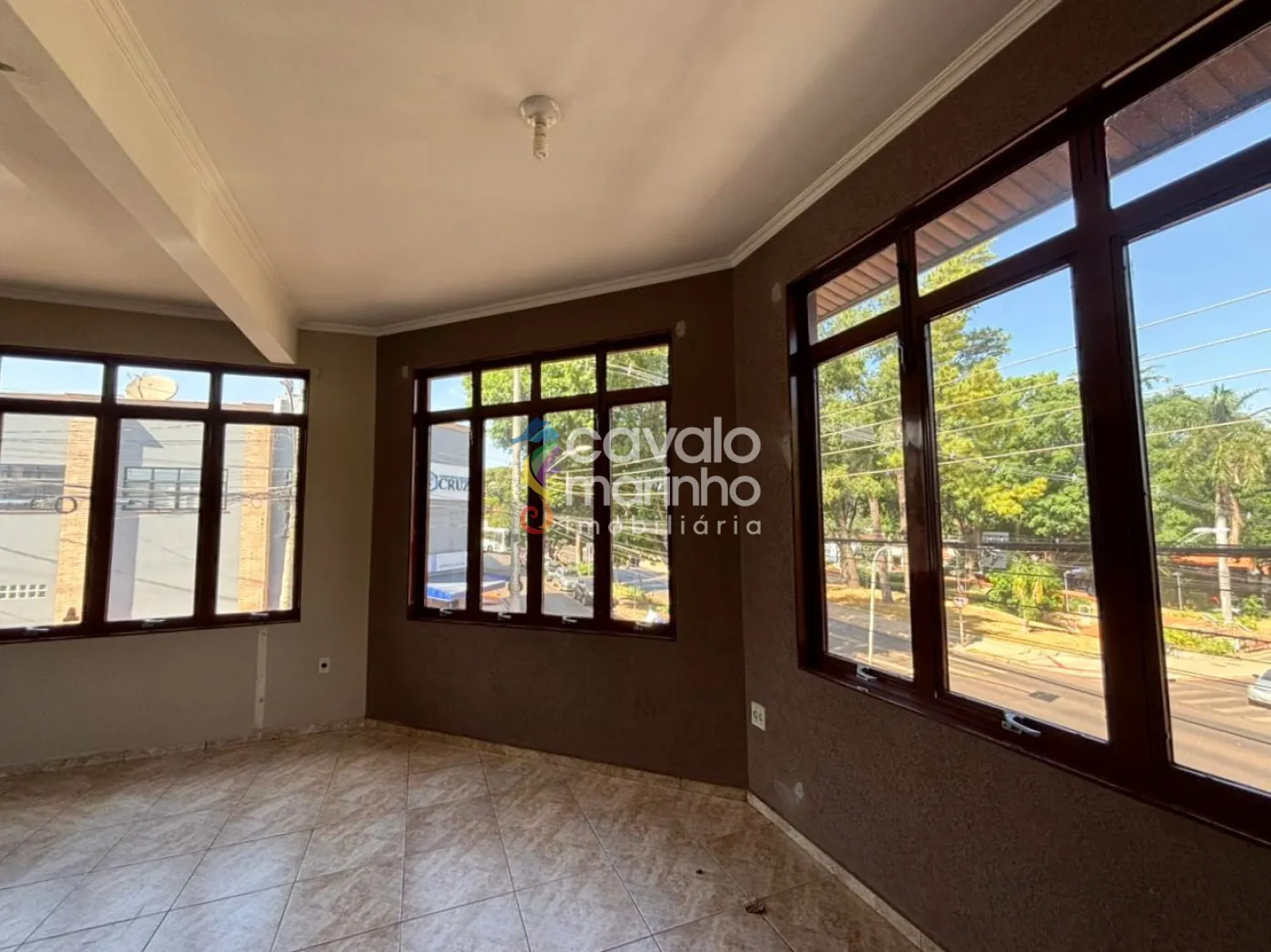 Alugar Comercial / Sala em Ribeir&atilde;o Preto R$ 3.000,00 - Foto 4