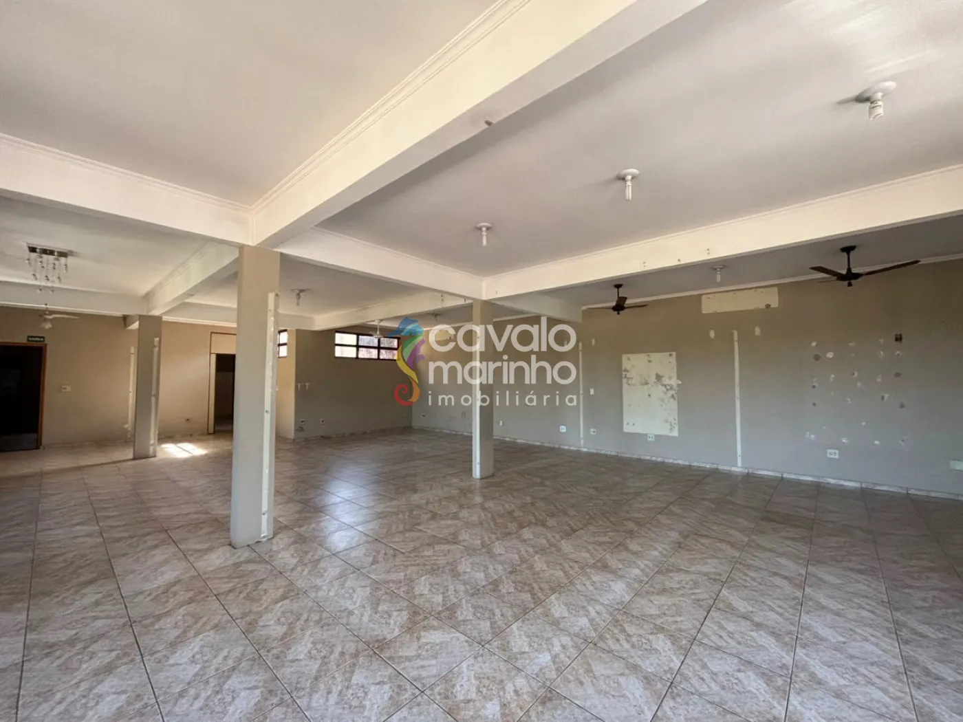 Alugar Comercial / Sala em Ribeir&atilde;o Preto R$ 3.000,00 - Foto 2