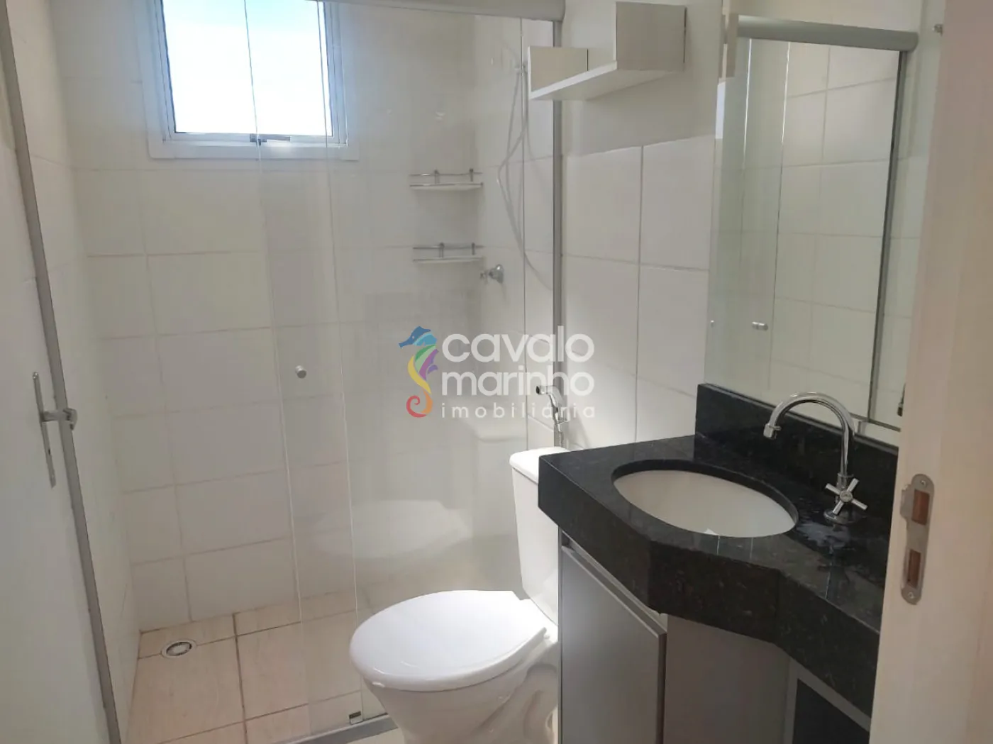 Alugar Apartamento / Padr&atilde;o em Ribeir&atilde;o Preto R$ 1.300,00 - Foto 5