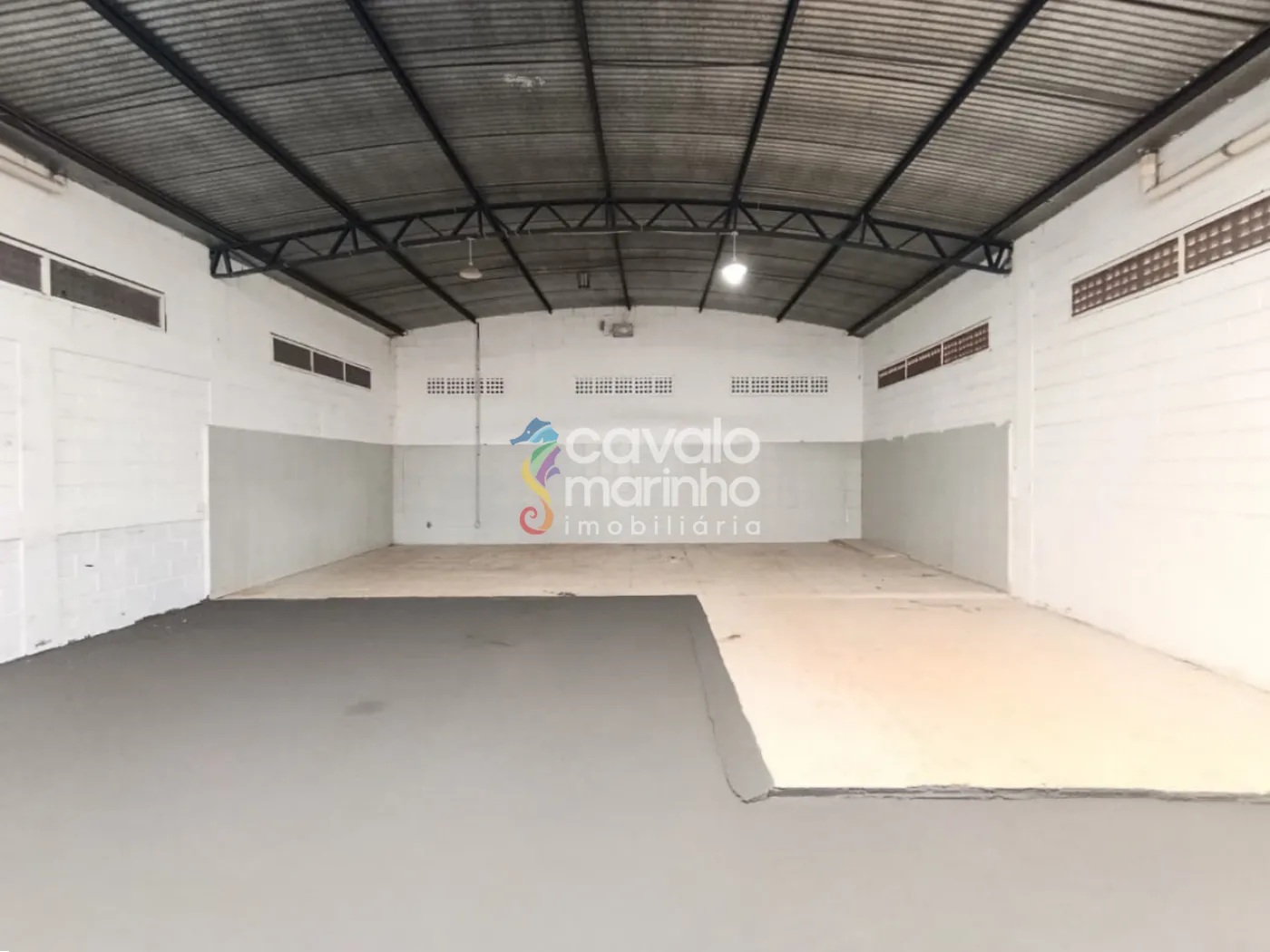 Alugar Comercial / Galp&atilde;o em Ribeir&atilde;o Preto R$ 4.500,00 - Foto 2