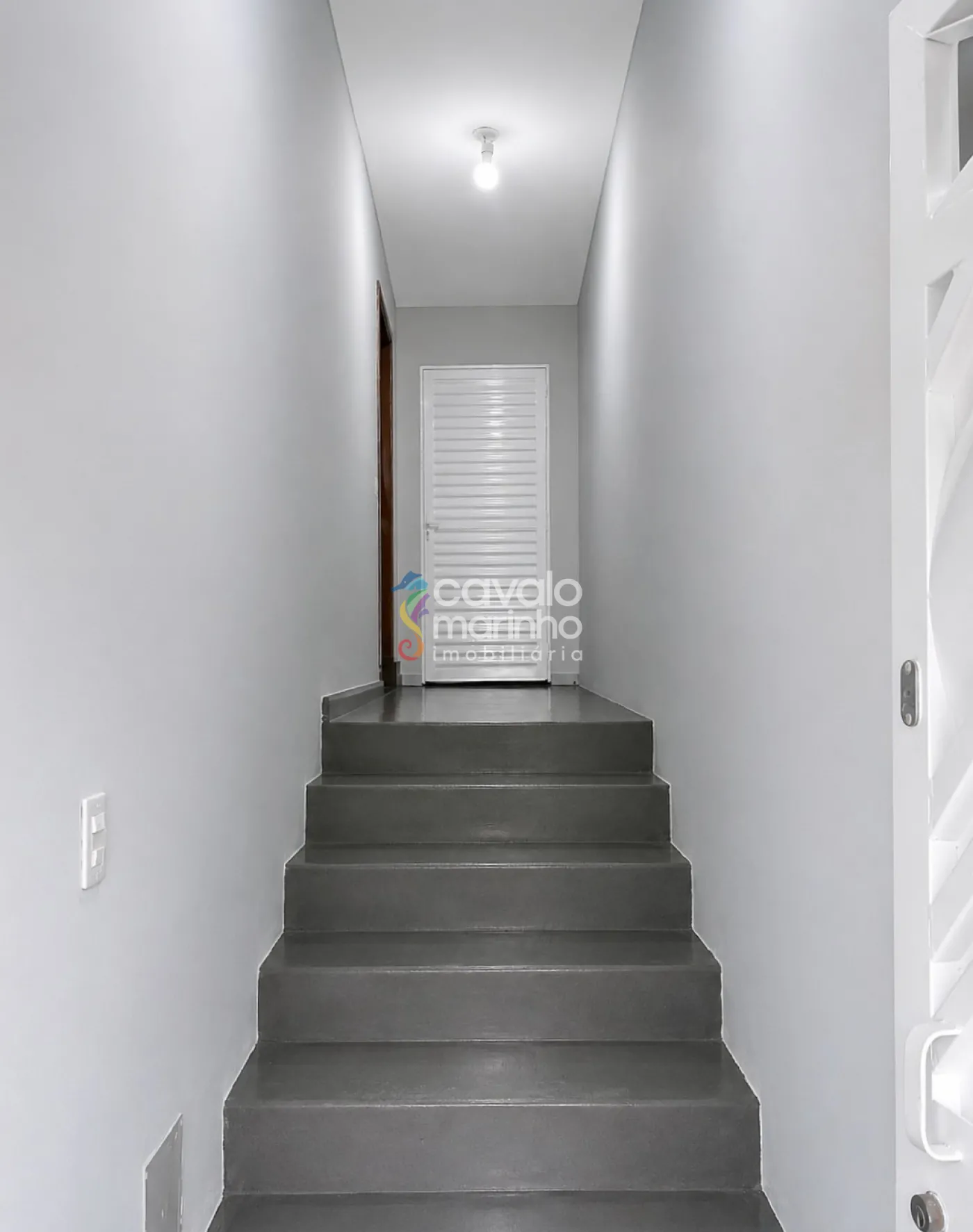 Alugar Comercial / Ponto Comercial em Ribeir&atilde;o Preto R$ 2.300,00 - Foto 2