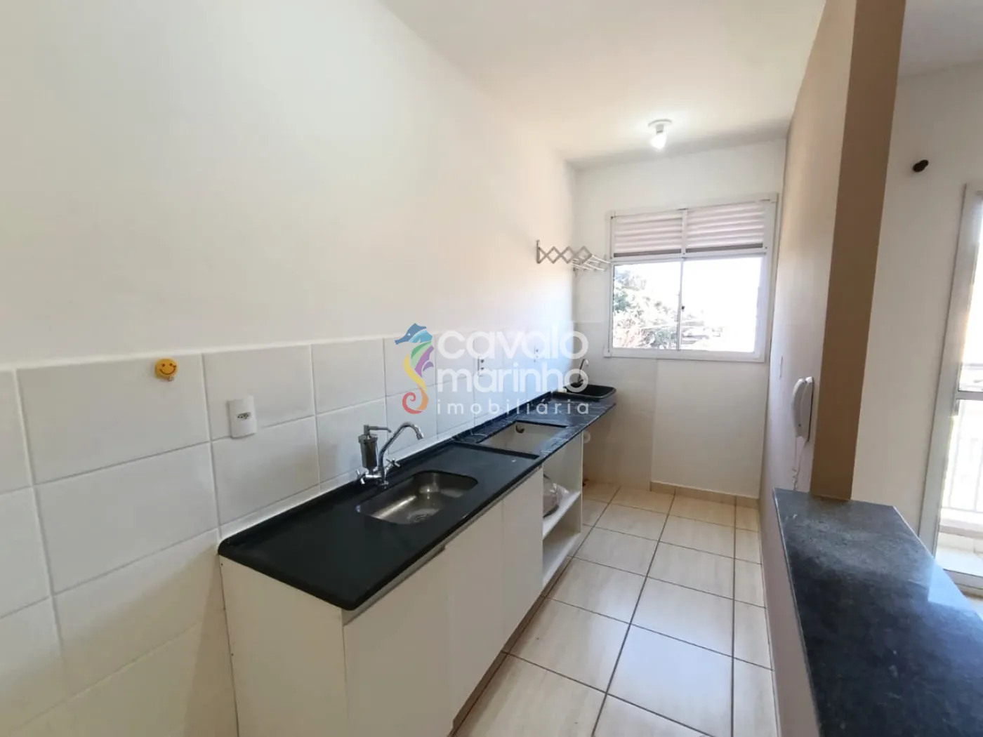 Alugar Apartamento / Padr&atilde;o em Ribeir&atilde;o Preto R$ 1.300,00 - Foto 4