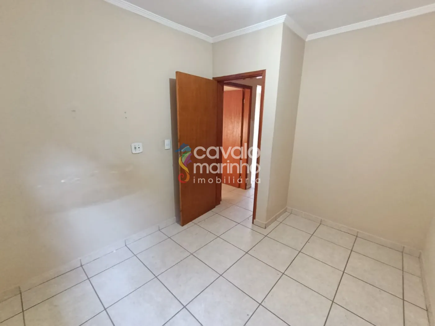 Alugar Casa / Condom&iacute;nio em Ribeir&atilde;o Preto R$ 1.100,00 - Foto 8