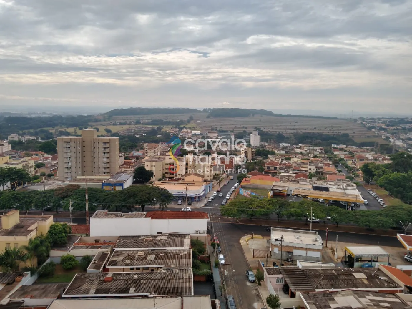 Alugar Apartamento / Padr&atilde;o em Ribeir&atilde;o Preto R$ 4.400,00 - Foto 4