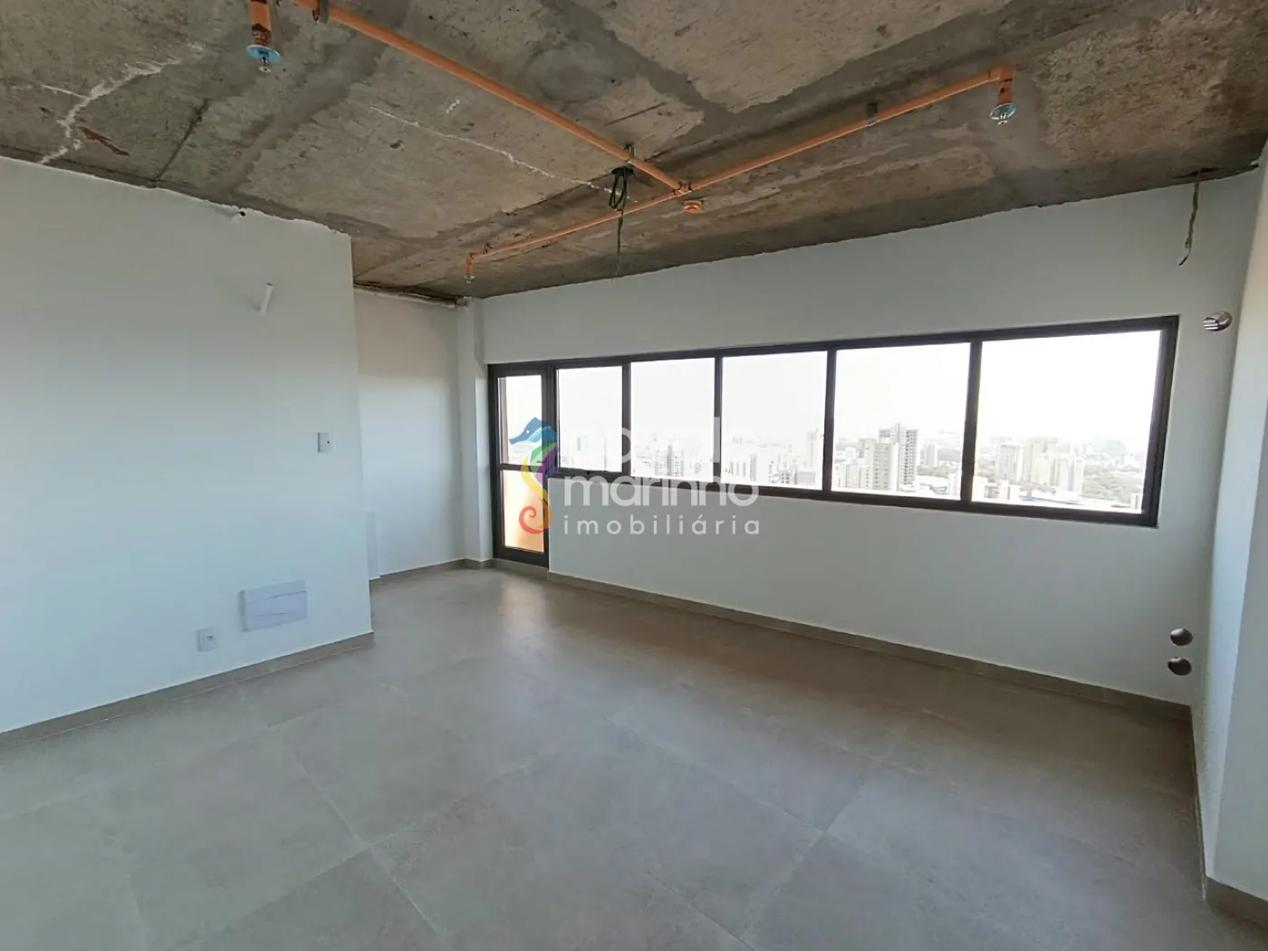 Alugar Comercial / Sala em Ribeir&atilde;o Preto R$ 3.200,00 - Foto 1