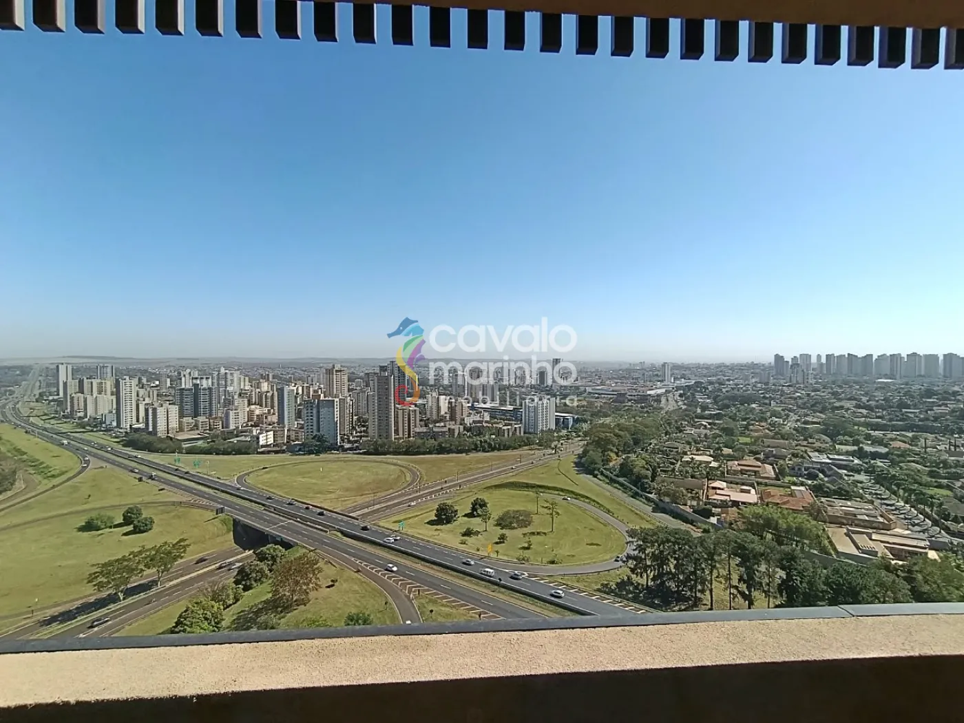 Alugar Comercial / Sala em Ribeir&atilde;o Preto R$ 3.200,00 - Foto 2