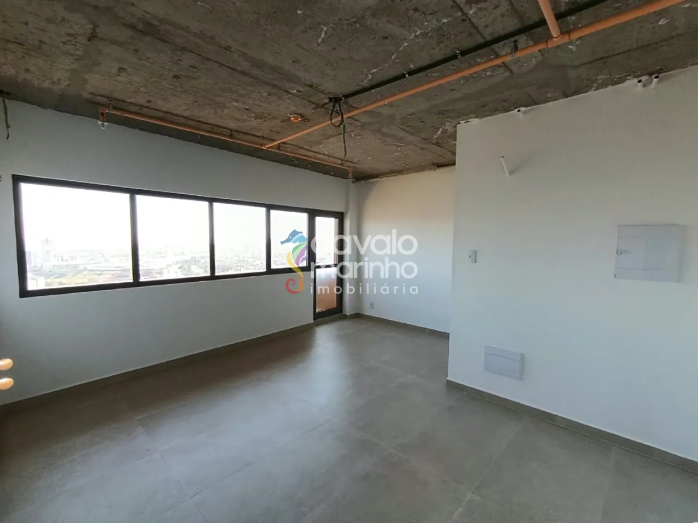 Alugar Comercial / Sala em Ribeir&atilde;o Preto R$ 3.200,00 - Foto 1