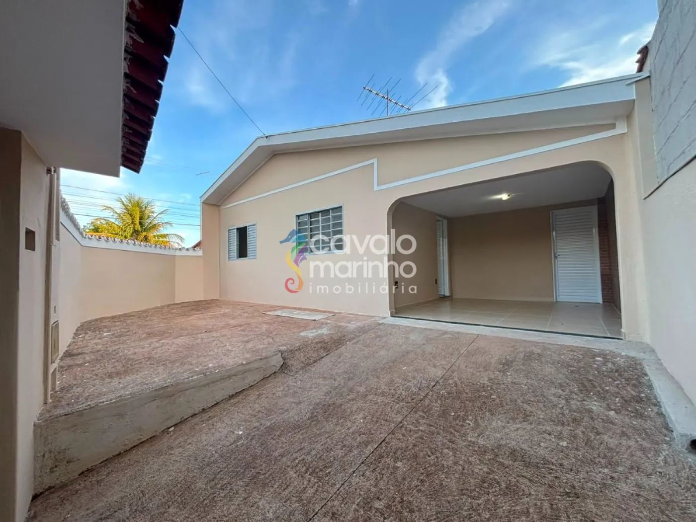 Alugar Casa / Casa em Ribeir&atilde;o Preto R$ 2.000,00 - Foto 1