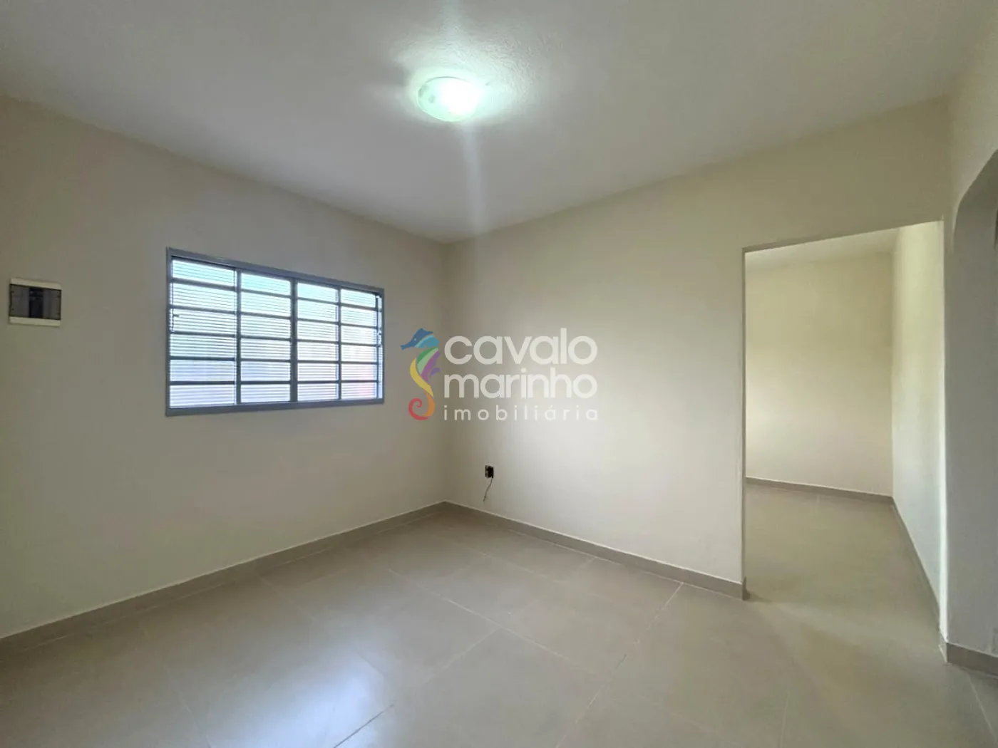 Alugar Casa / Casa em Ribeir&atilde;o Preto R$ 2.000,00 - Foto 2