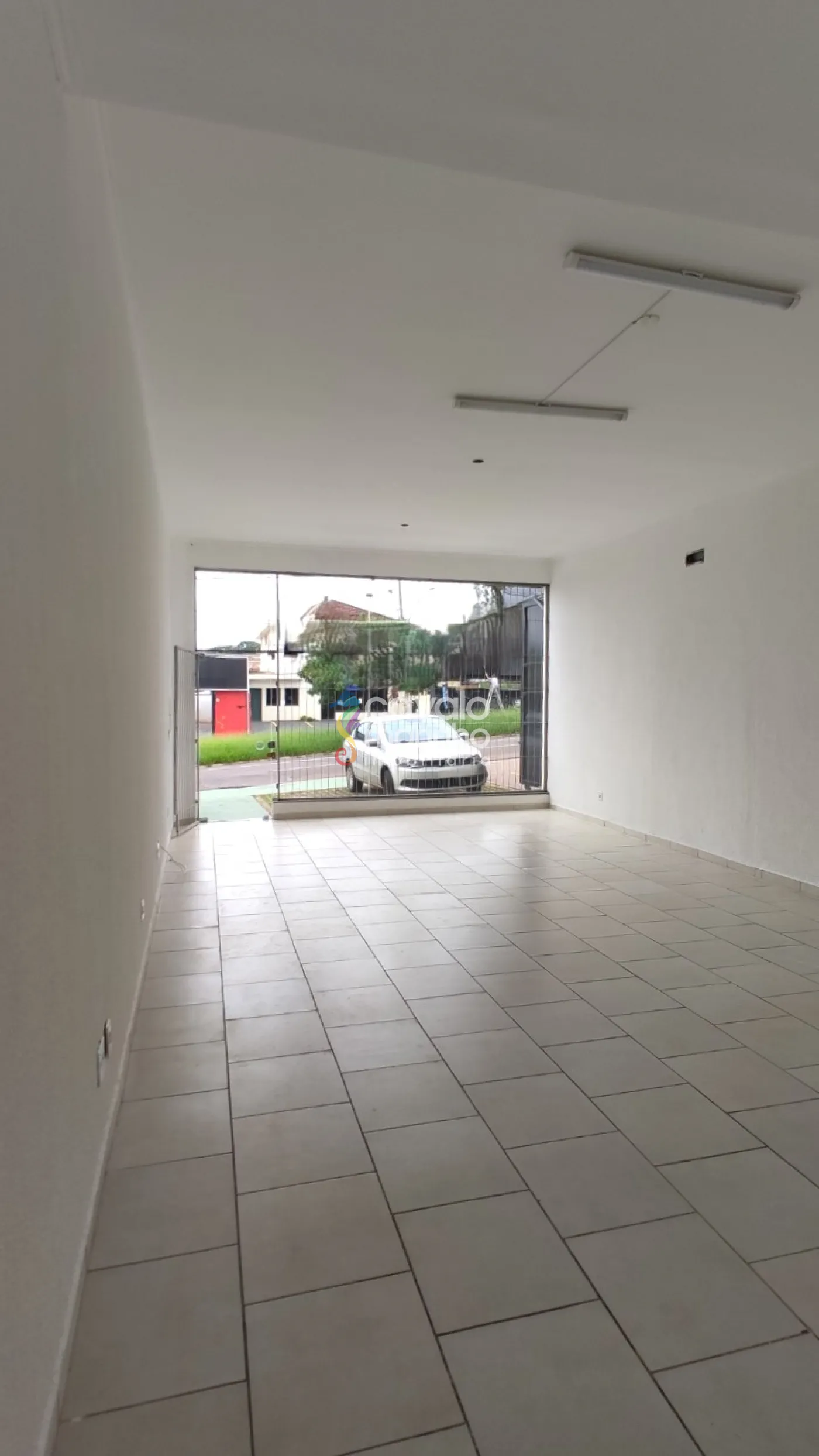 Alugar Comercial / Ponto Comercial em Ribeir&atilde;o Preto R$ 3.000,00 - Foto 3