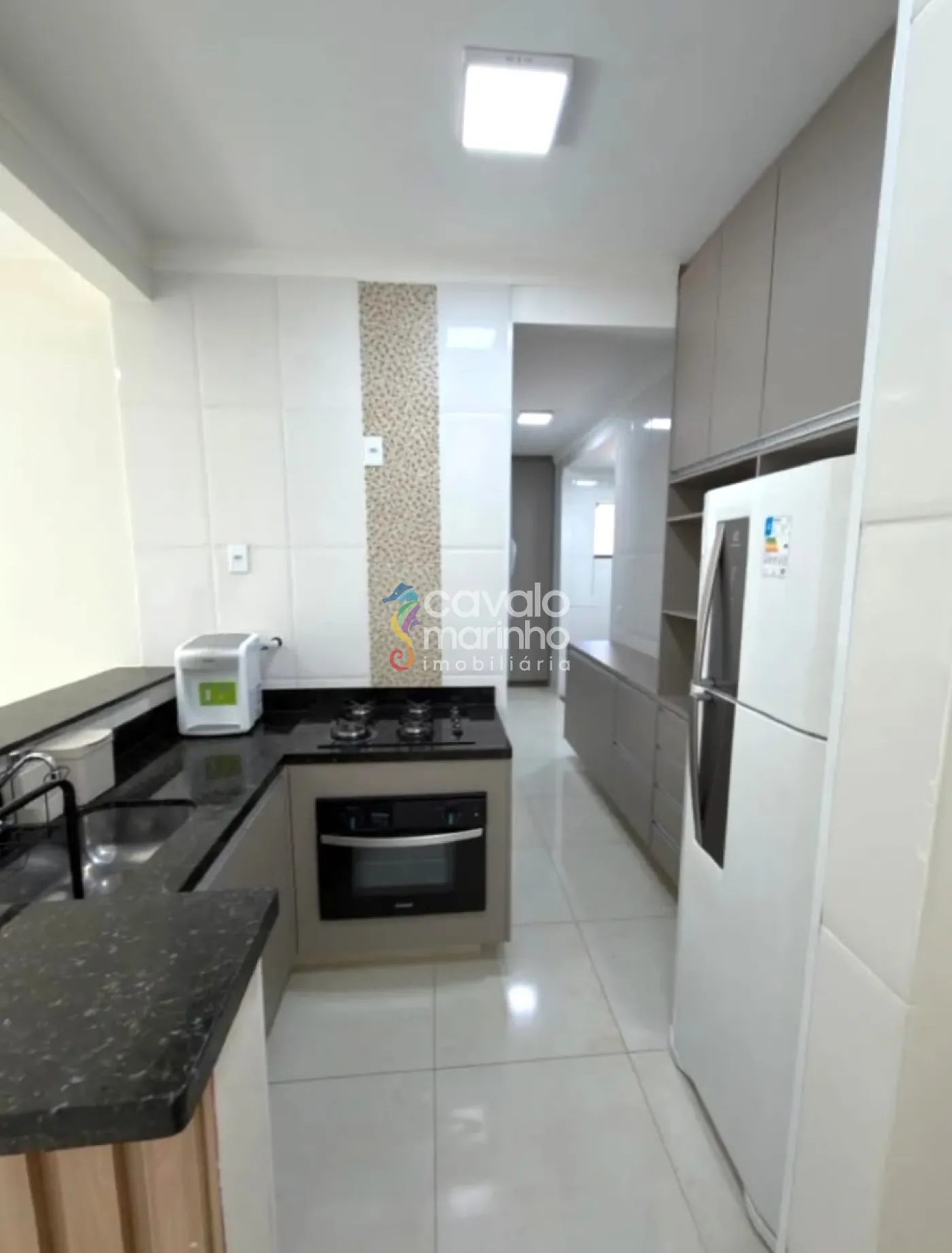 Alugar Apartamento / Padr&atilde;o em Ribeir&atilde;o Preto R$ 2.400,00 - Foto 12