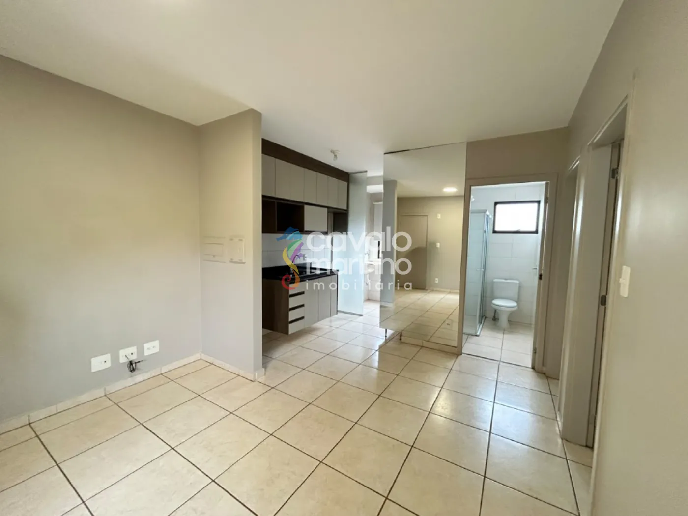 Alugar Apartamento / Padr&atilde;o em Ribeir&atilde;o Preto R$ 1.100,00 - Foto 1