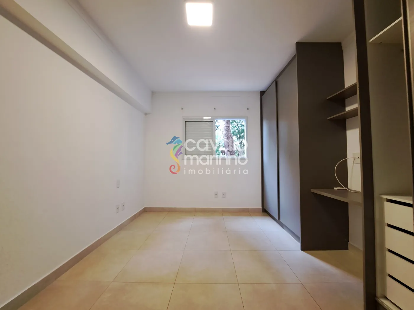 Alugar Apartamento / Padr&atilde;o em Ribeir&atilde;o Preto R$ 2.800,00 - Foto 4