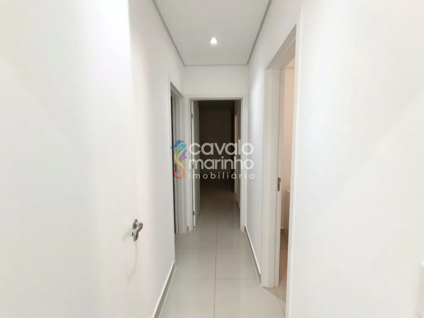 Alugar Apartamento / Padr&atilde;o em Ribeir&atilde;o Preto R$ 3.100,00 - Foto 8