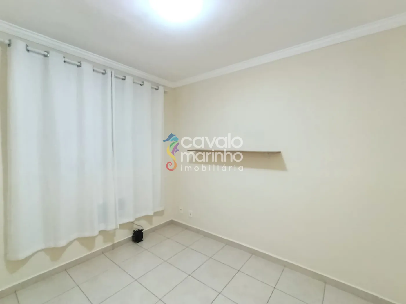 Alugar Apartamento / Padr&atilde;o em Ribeir&atilde;o Preto R$ 1.400,00 - Foto 2