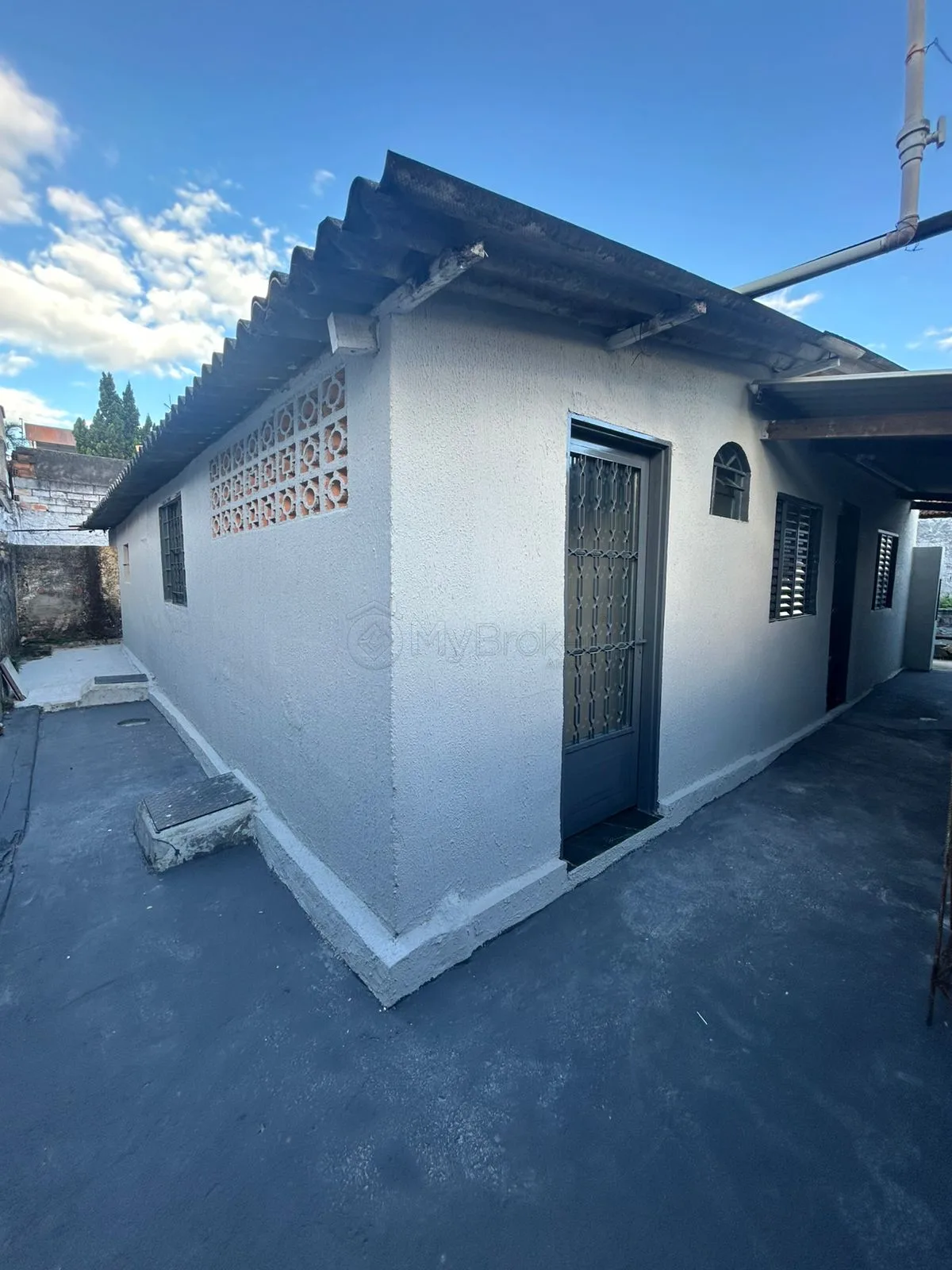 Alugar Casa / Padr&atilde;o em Goi&acirc;nia R$ 1.600,00 - Foto 5