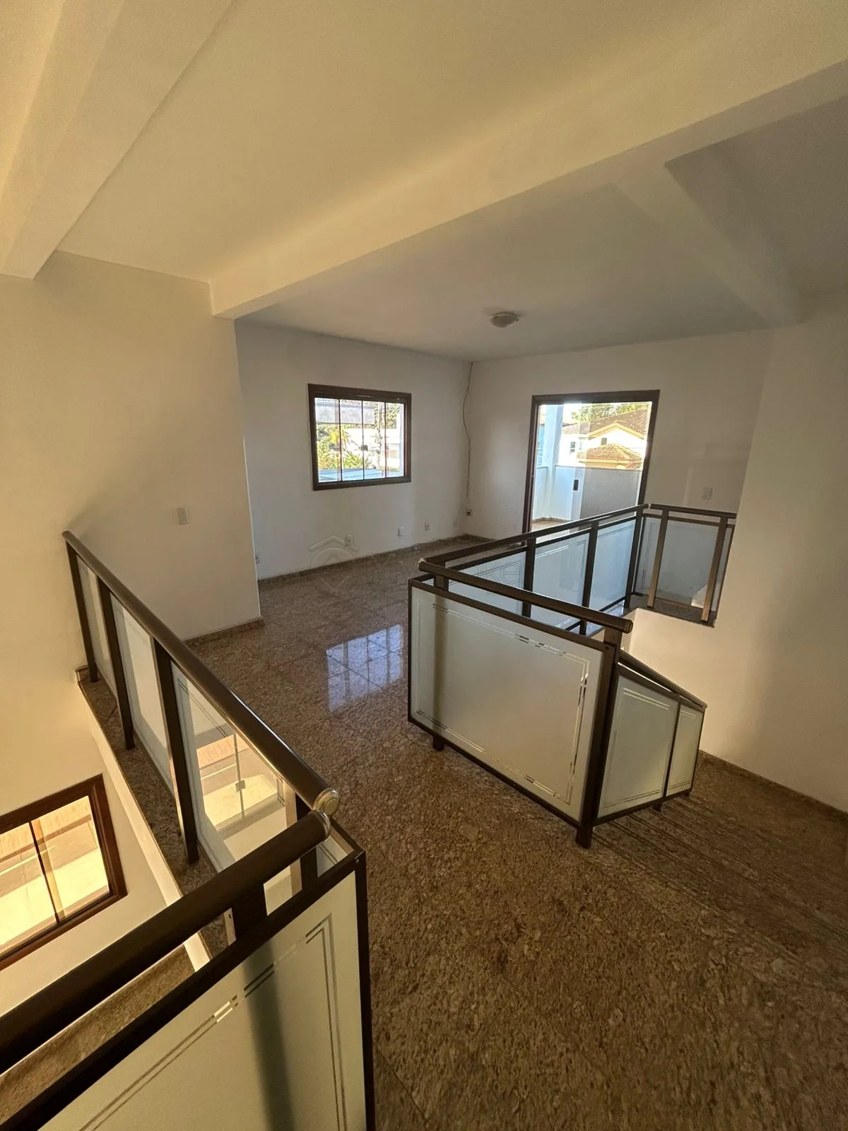 Alugar Sobrado / Em Condom&iacute;nio em Goi&acirc;nia R$ 8.500,00 - Foto 4
