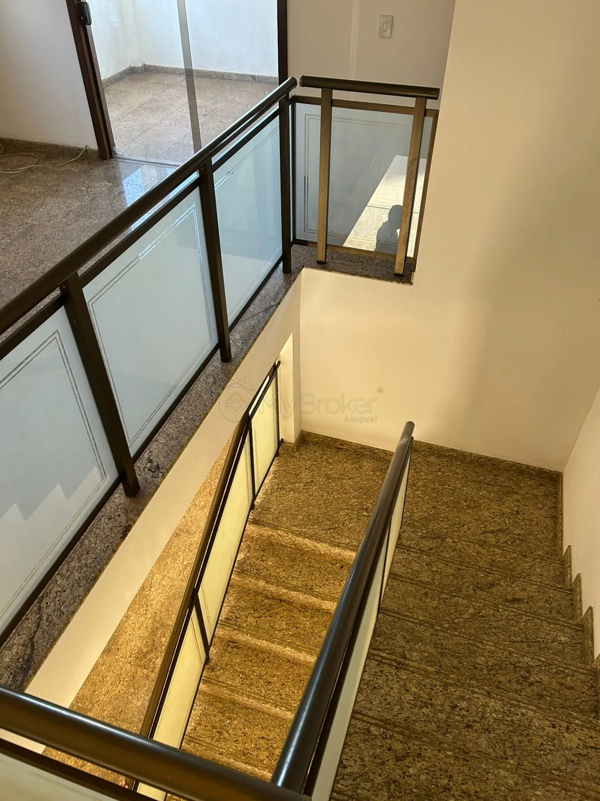 Alugar Sobrado / Em Condom&iacute;nio em Goi&acirc;nia R$ 8.500,00 - Foto 8