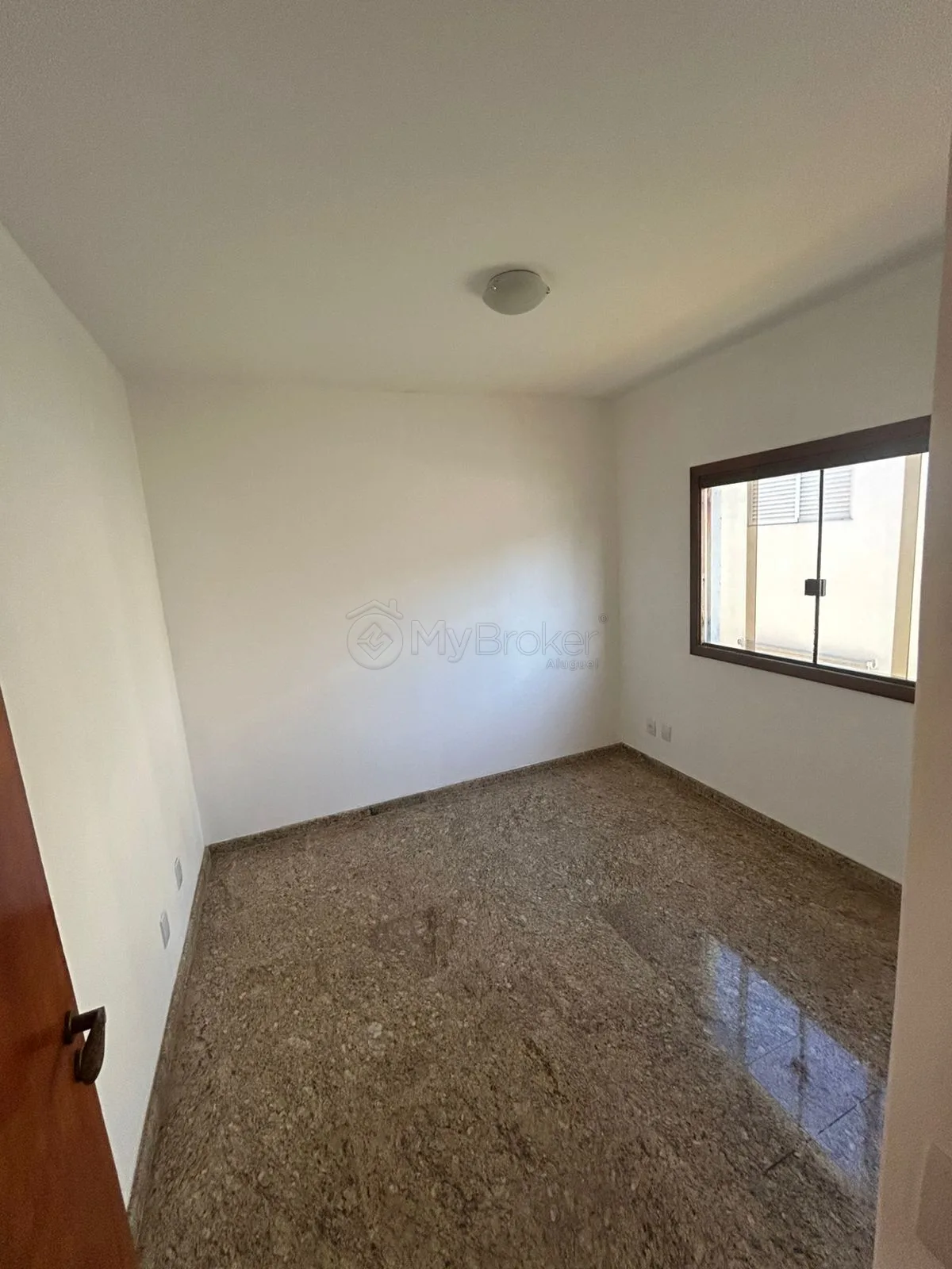 Alugar Sobrado / Em Condom&iacute;nio em Goi&acirc;nia R$ 8.500,00 - Foto 9