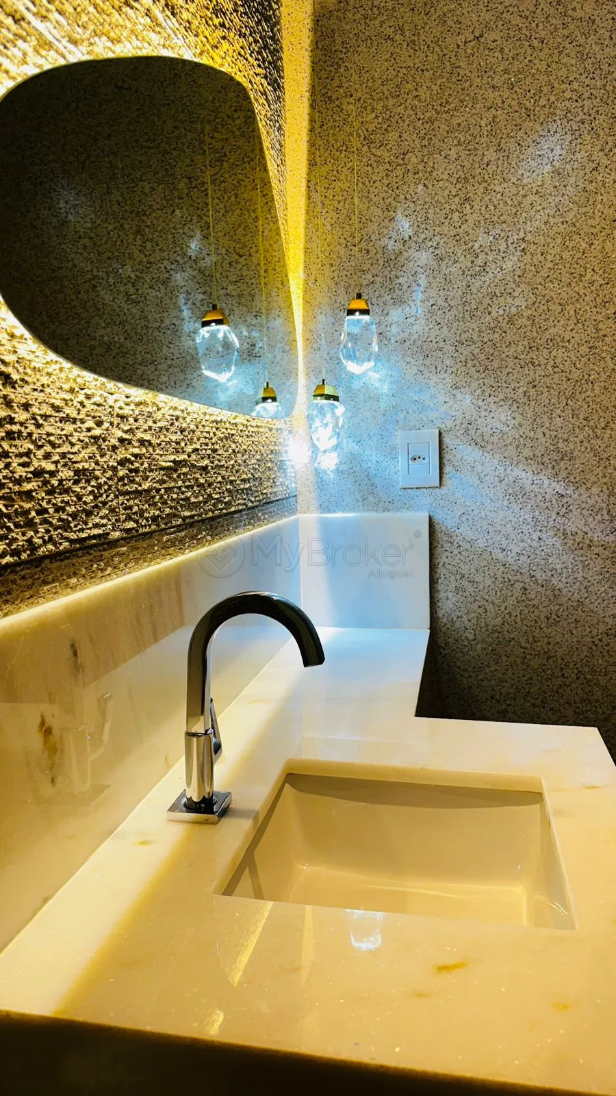 Alugar Apartamento / Padr&atilde;o em Goi&acirc;nia R$ 5.500,00 - Foto 17