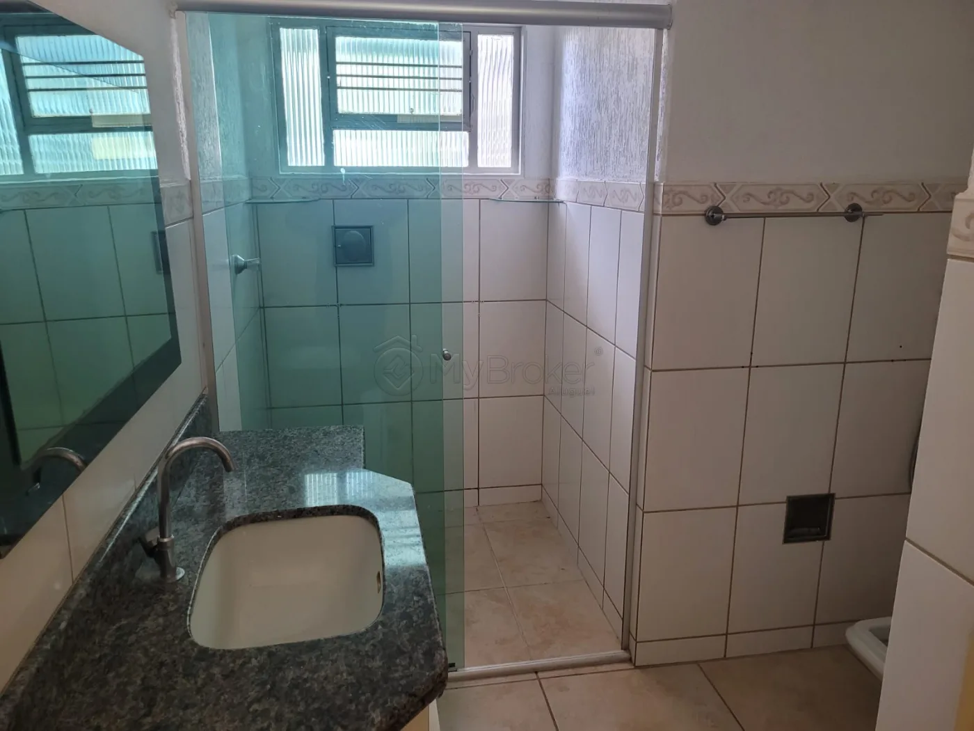 Alugar Sobrado / Em Condom&iacute;nio em Goi&acirc;nia R$ 5.000,00 - Foto 12