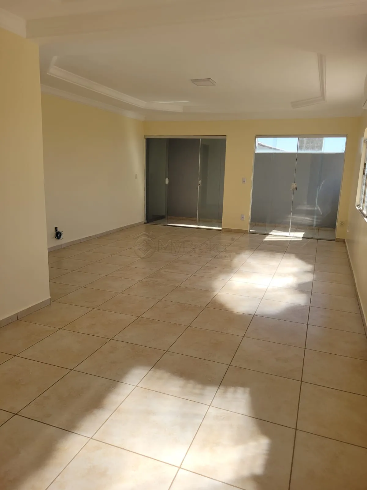 Alugar Sobrado / Em Condom&iacute;nio em Goi&acirc;nia R$ 5.000,00 - Foto 15