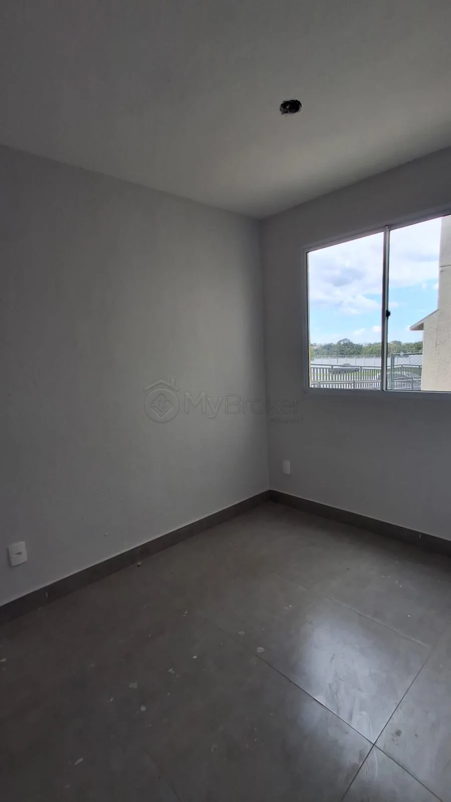 Alugar Apartamento / Padr&atilde;o em Goi&acirc;nia R$ 1.350,00 - Foto 2
