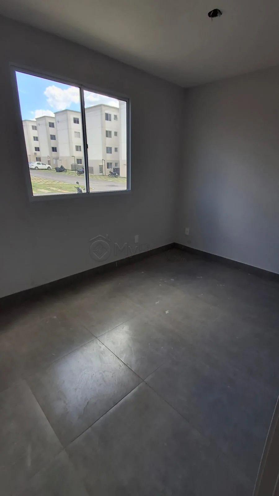 Alugar Apartamento / Padr&atilde;o em Goi&acirc;nia R$ 1.350,00 - Foto 1