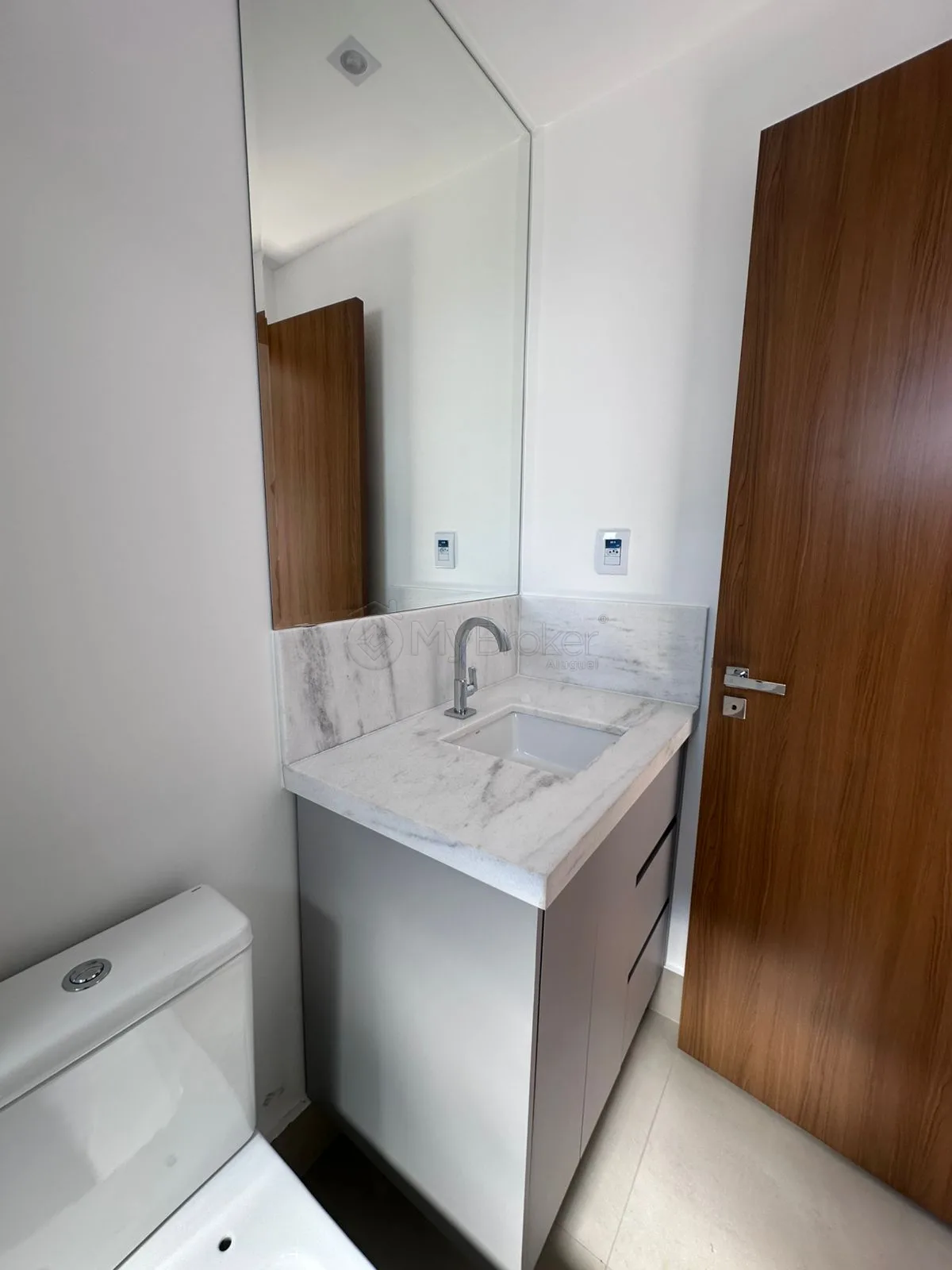 Alugar Apartamento / Padr&atilde;o em Goi&acirc;nia R$ 5.000,00 - Foto 18