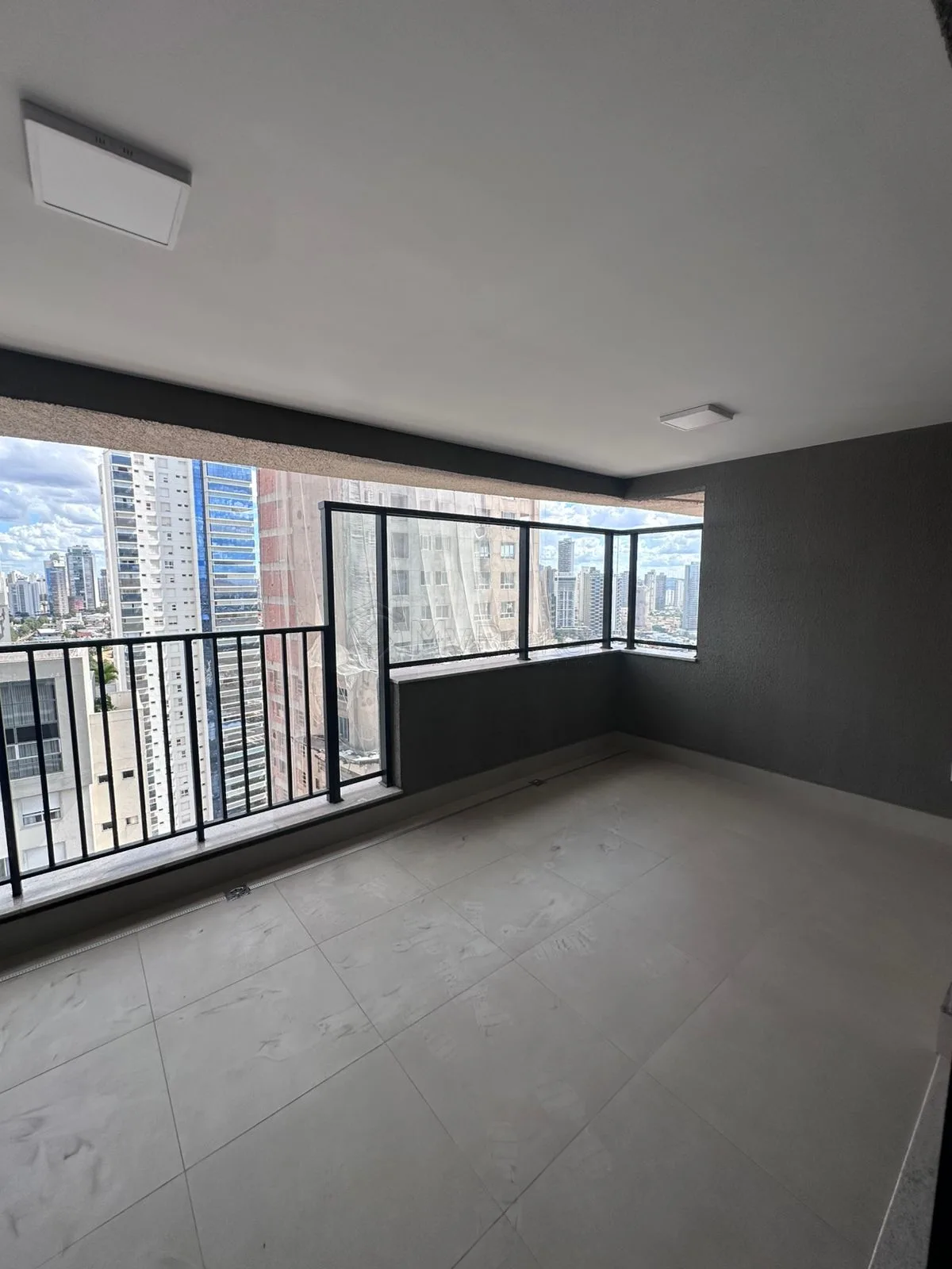 Alugar Apartamento / Padr&atilde;o em Goi&acirc;nia R$ 5.000,00 - Foto 3