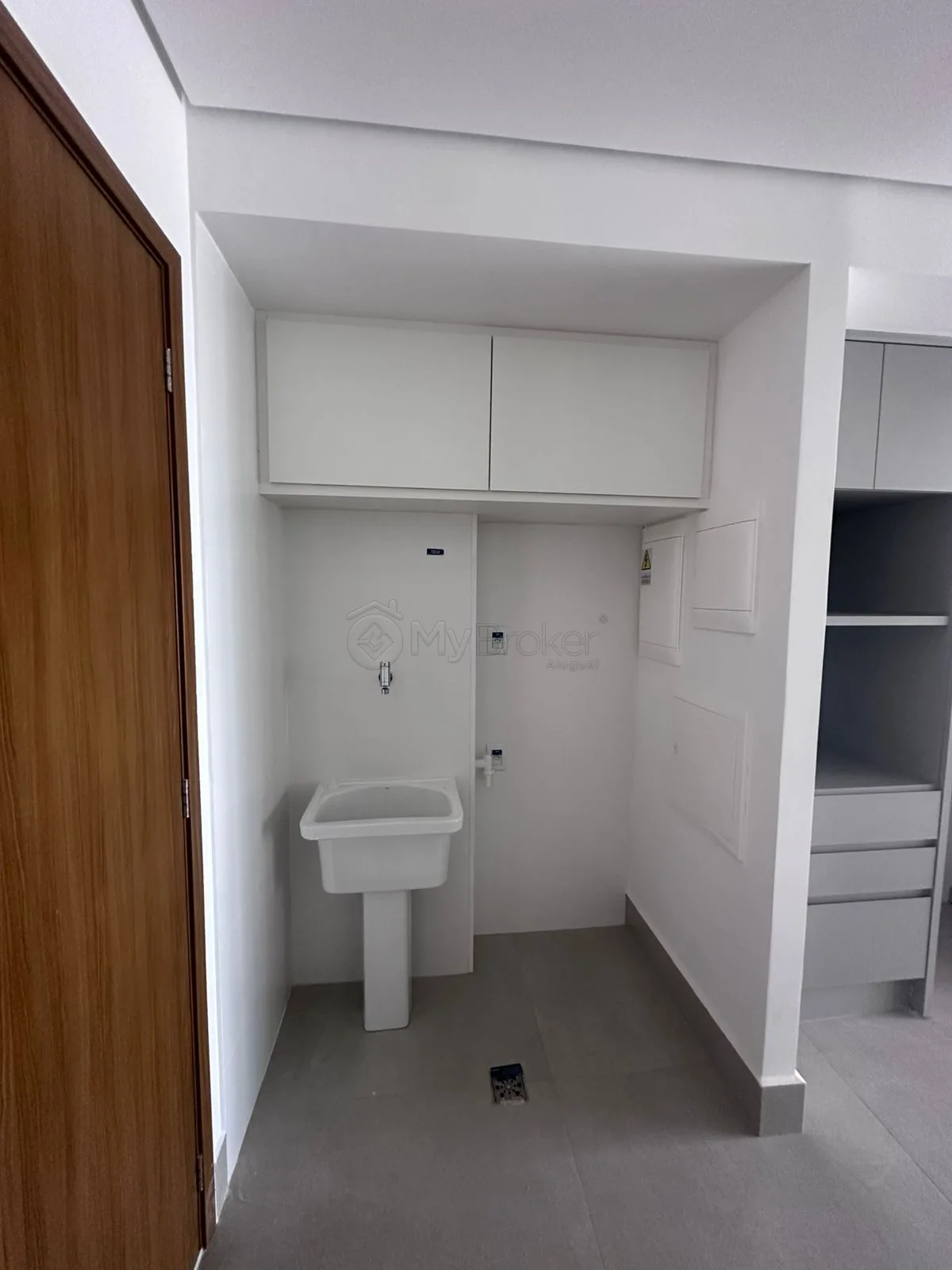 Alugar Apartamento / Padr&atilde;o em Goi&acirc;nia R$ 5.000,00 - Foto 9