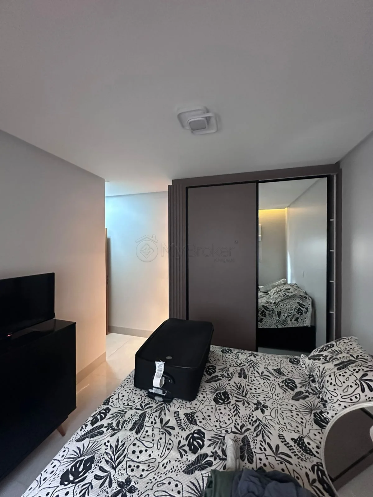 Alugar Casa / Padr&atilde;o em Goi&acirc;nia R$ 13.000,00 - Foto 11