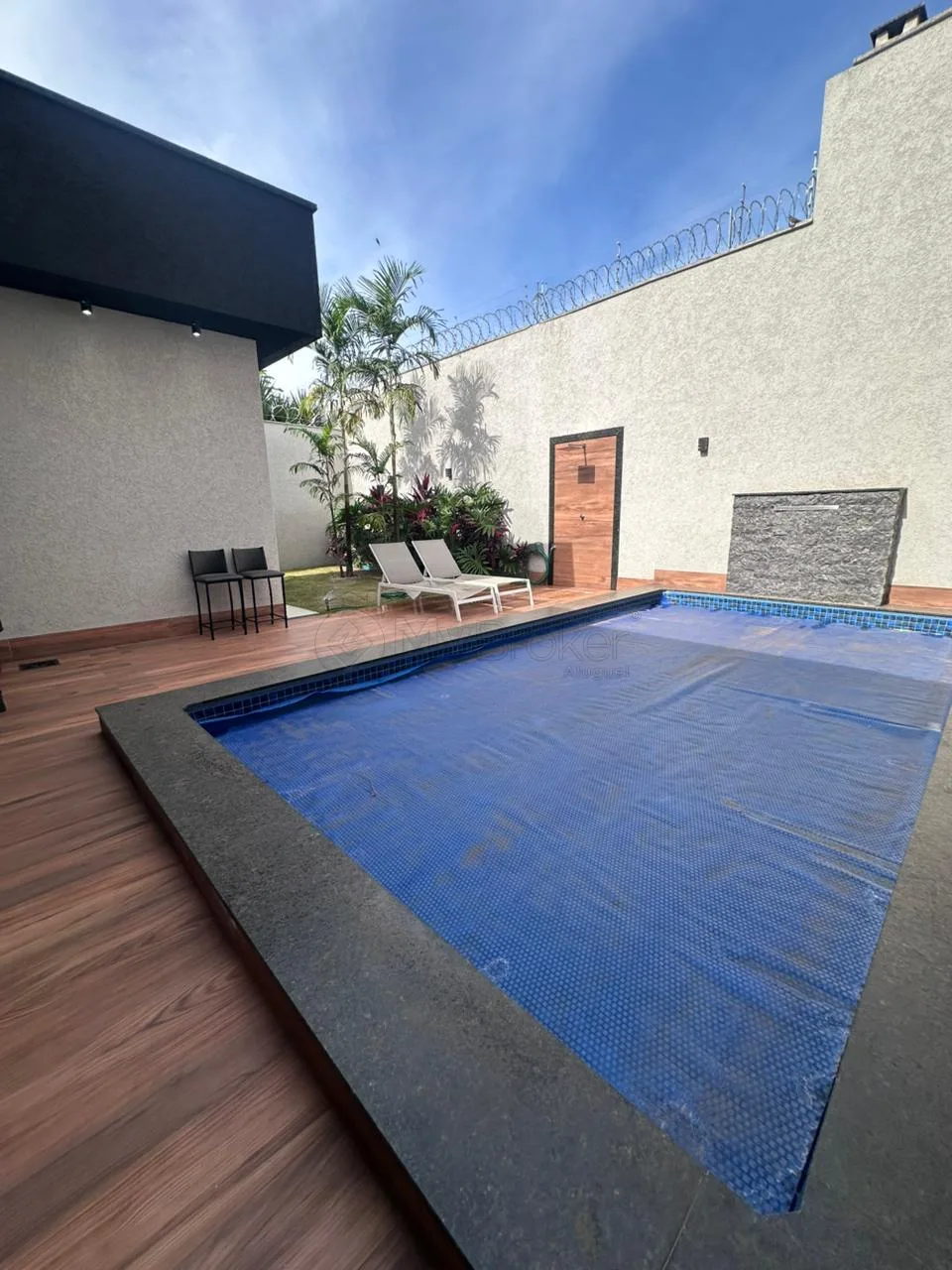 Alugar Casa / Padr&atilde;o em Goi&acirc;nia R$ 13.000,00 - Foto 21
