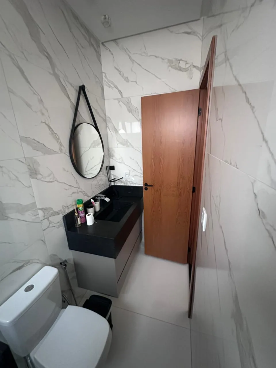 Alugar Casa / Padr&atilde;o em Goi&acirc;nia R$ 13.000,00 - Foto 16